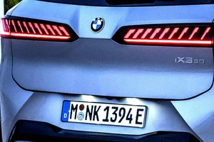 Hé lộ lý do thực sự khiến châu Âu phải nới lỏng lệnh cấm xe xăng 2035