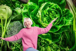 11 loại thực phẩm tốt nhất cho sức khỏe người trên 55 tuổi