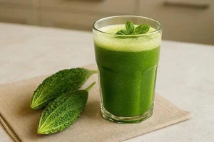 Uống nước ép khổ qua mỗi ngày có tác dụng gì?