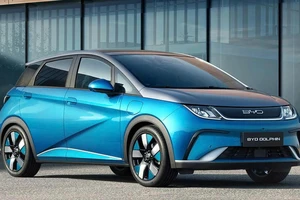 Vì sao Đức và Canada bất ngờ nới lỏng chính sách với xe điện Trung Quốc?