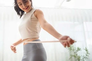 5 món ăn nhẹ trước khi ngủ giúp giảm mỡ sau tuổi 55