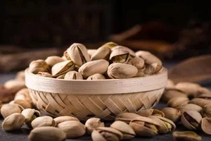 Lợi ích sức khỏe tuyệt vời của hạt dẻ cười đối với phụ nữ trên 40 tuổi