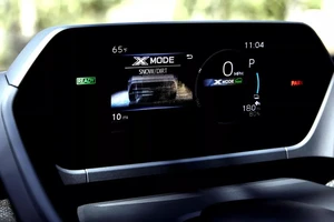 Lượng tìm kiếm xe điện tăng vọt 20% khi giá xăng leo thang