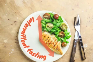 5 nhóm người tuyệt đối không nên nhịn ăn gián đoạn để giảm cân