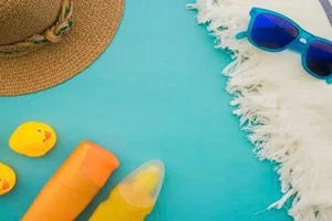 7 vật dụng chống nóng mùa hè thiết yếu cần mang theo hàng ngày