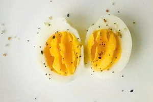 Ăn trứng vào mùa hè có làm tăng nhiệt độ cơ thể?