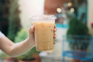 Uống cà phê có gây mất nước cho cơ thể không?