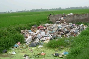 Hố rác chỉ 200 triệu, thôn xây hết gần 1 tỉ đồng