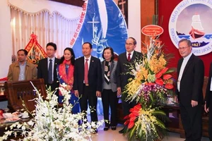 VN - Vatican mới thảo luận thiết lập quan hệ ngoại giao