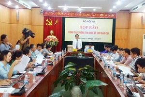 Bộ Nội vụ trả lời về bổ nhiệm sai, lạm phát cấp phó