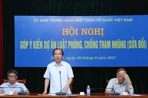 'Bồ nhí cũng gây ra… tham nhũng!'