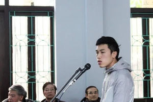 'Bị cáo không biết, không nhớ! Không biết nói gì!'