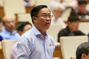 'Nhiều quy định làm lãng phí thanh xuân'