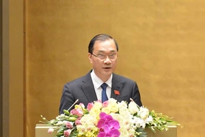 Điều hành xuất khẩu gạo thiếu nhất quán, gây bức xúc xã hội