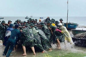 Thủ tướng Nguyễn Xuân Phúc gửi thư cho Quân đội Nhân dân