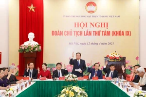Giới thiệu ông Đỗ Văn Chiến làm Chủ tịch MTTQ VN