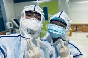 Một gia đình ủng hộ 5 tỉ cho Quỹ vắc-xin phòng COVID-19