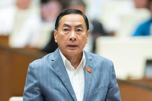 Chống lãng phí không phải là không mua ô tô mới, dùng ô tô 'hết date'