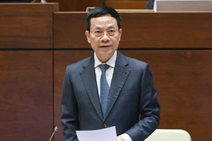 Bộ trưởng TT&TT: Những vấn đề còn thiếu thông tin, sẽ xin được trả lời bằng văn bản