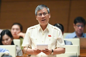 'Tham nhũng vặt' diễn ra ở cả bổ nhiệm cán bộ, phong học hàm, học vị…