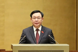 Chủ tịch Quốc hội: Không sử dụng quyền tranh luận để nêu câu hỏi hoặc tranh luận với đại biểu khác