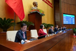 Quốc hội 'chốt' mục tiêu tăng trưởng năm 2025