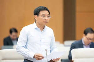 Để phát triển TP.HCM cần từ 8 đến 12 tỉ USD/năm, nhất trí sửa Nghị quyết 98