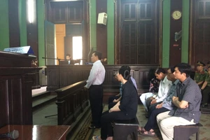 Nguyên Chủ tịch UBND huyện Hóc Môn Nguyễn Văn Khỏe lại hầu tòa vì tham nhũng