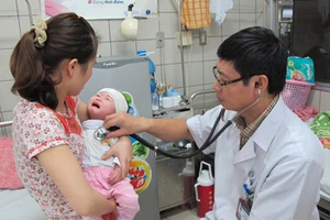 Bộ Y tế cảnh báo vòng đeo tay phòng, chống sởi