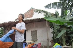 Người đàn ông tâm thần chém chết vợ con trên giường ngủ