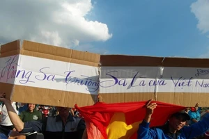 Phải yêu nước một cách tỉnh táo