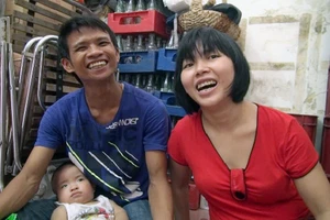 Chuyện tình cổ tích của đôi uyên ương khuyết tật