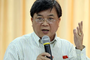 Đề nghị Quốc hội ra Nghị quyết tuyên bố với thế giới về vấn đề Biển Đông 