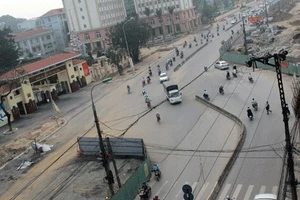 Hà Nội quyết không điều chỉnh đường Trường Chinh “cong mềm mại”