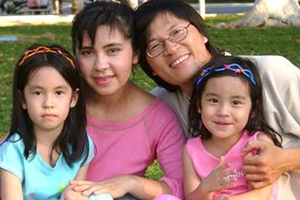 Vợ chồng ca sỹ Phương Thảo - Ngọc Lễ về nước