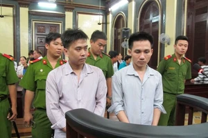 Một người chết, 1 bị tù chung thân vì mời uống bia "dô" 100%