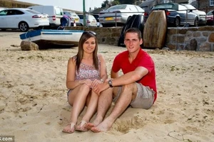 Cặp đôi cưới xong mới biết đã gặp nhau từ 20 năm trước