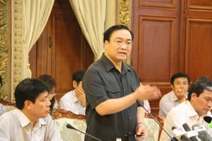 Phó Thủ Tướng Hoàng Trung Hải “Không thể để một vài hộ làm ảnh hưởng đến cả tuyến metro”