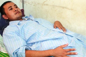 Khởi tố 2 kẻ đánh Hạt phó kiểm lâm nhập viện