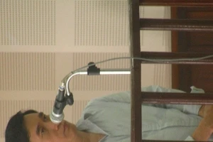 Cầm ba xe ô tô của người khác rồi ôm tiền bỏ trốn