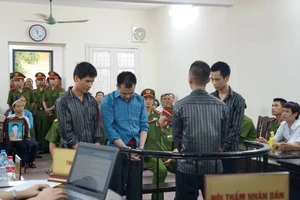 Tòa tuyên án 4 công an viên Kim Nỗ đánh chết nghi can