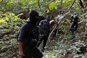 Phát hiện ngôi mộ tập thể nghi của 43 sinh viên mất tích