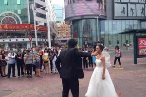 Thử lòng chồng, cô dâu bị bỏ rơi ngay trong ngày chụp ảnh cưới