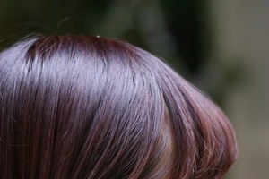 Đeo tai nghe khi chạy xe có bị phạt?