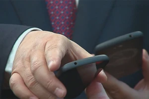 Putin tặng điện thoại “độc nhất vô nhị” cho Chủ tịch Trung Quốc