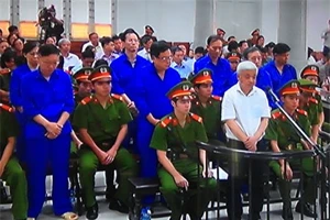 Phúc thẩm bầu Kiên: VKS đối đáp tranh tụng với luật sư và các bị cáo