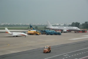 Họp bàn tiếp đón chuyên cơ chở ông Nguyễn Bá Thanh về Đà Nẵng 