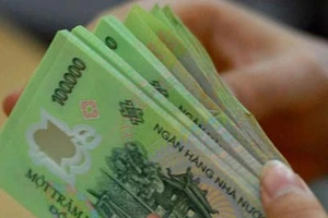 Mới: Trả lương chậm phải trả thêm tiền cho người lao động