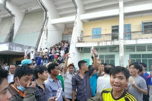 Có vé không được xem trận HAGL-Long An: Công khai xin lỗi người hâm mộ