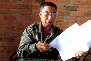 Tranh cãi quyết liệt vụ chủ nhà nghỉ đặt máy quay phim lén